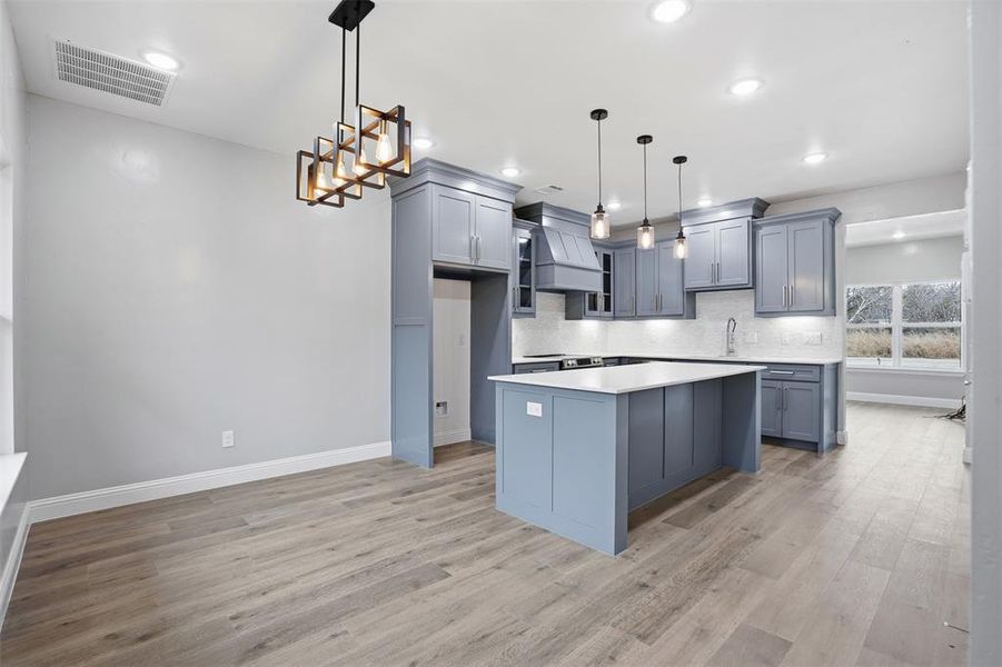Furnished interior view inside a new home in , Granbury (Image 5).