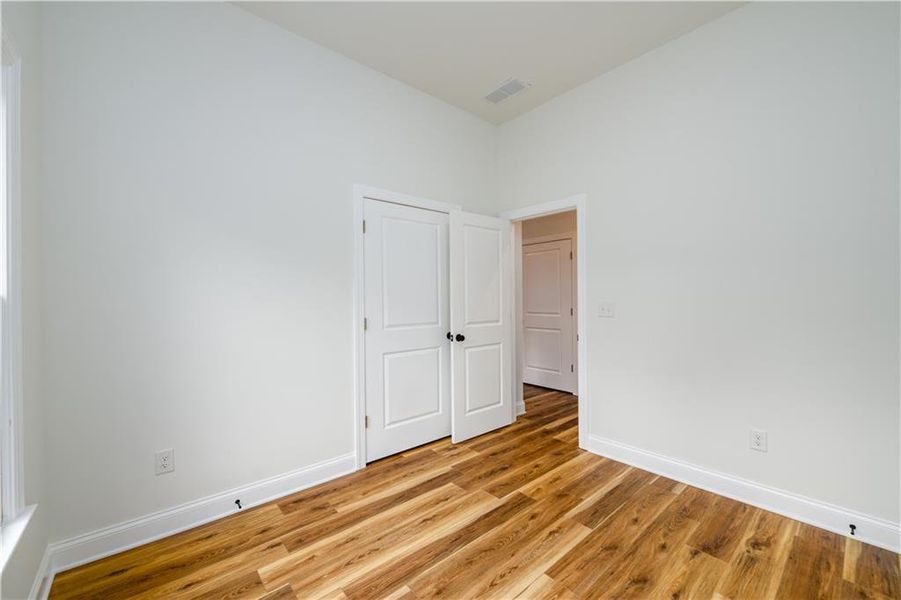 Spacious, unfurnished interior of a new home in , Atlanta (Image 32).