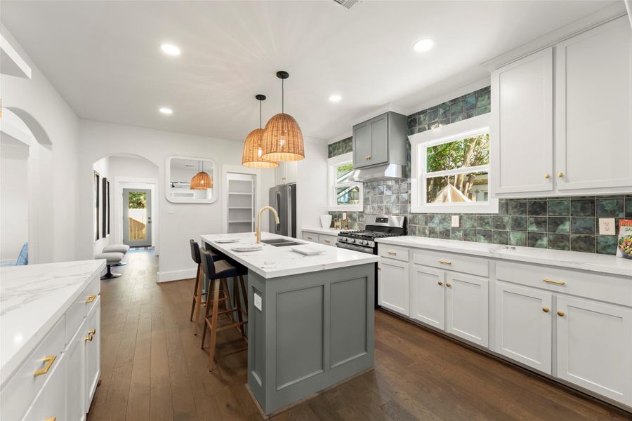 Custom Built Birch  wood Kitchen Cabinets