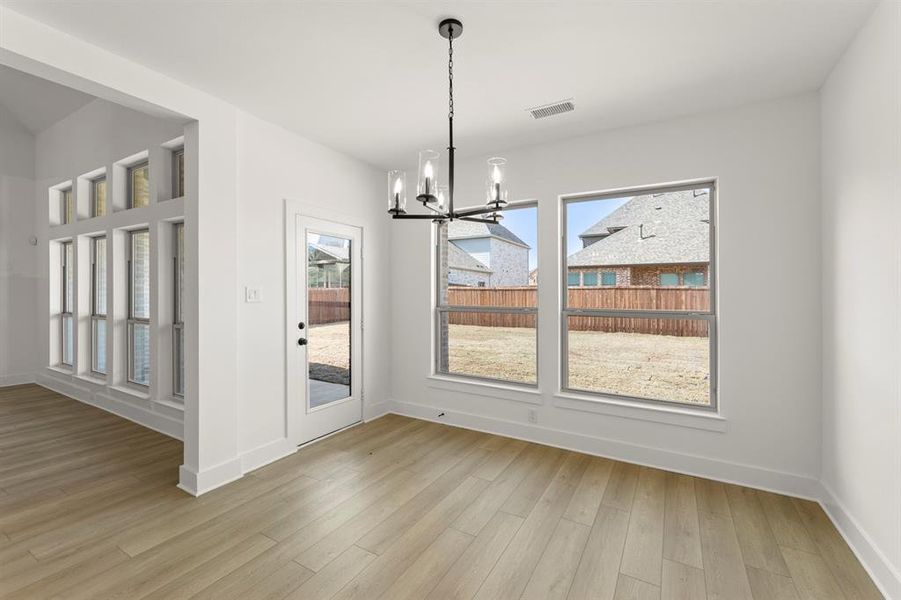 12. 1028 Little Gull - Nook