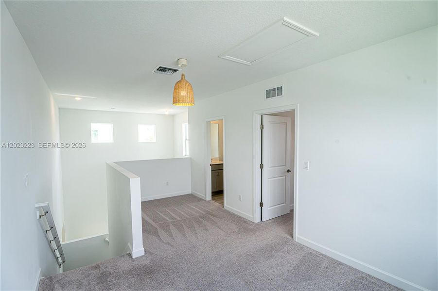 Spacious, unfurnished interior of a new home in Seagrove, Fort Pierce (Image 22). Spacious, unfurnished interior of a new home in Seagrove, Fort Pierce (Image 22).