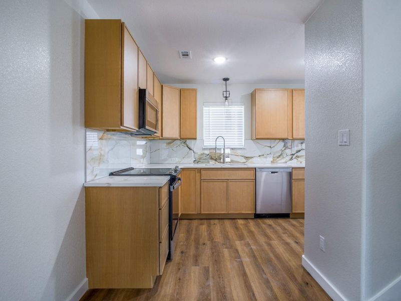 Furnished interior view inside a new home in , Granite Shoals (Image 5).