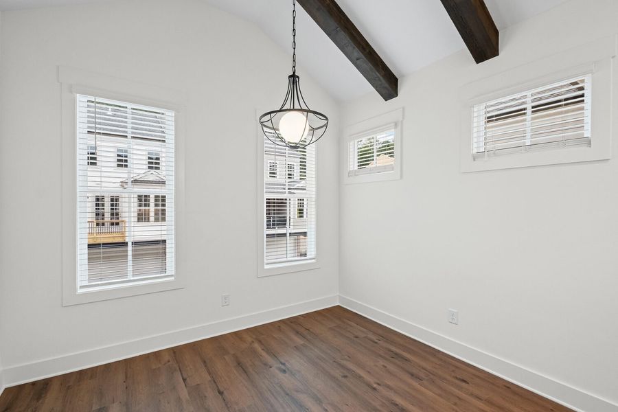 Spacious, unfurnished interior of a new home in Devin's Shire, Kennesaw (Image 12).