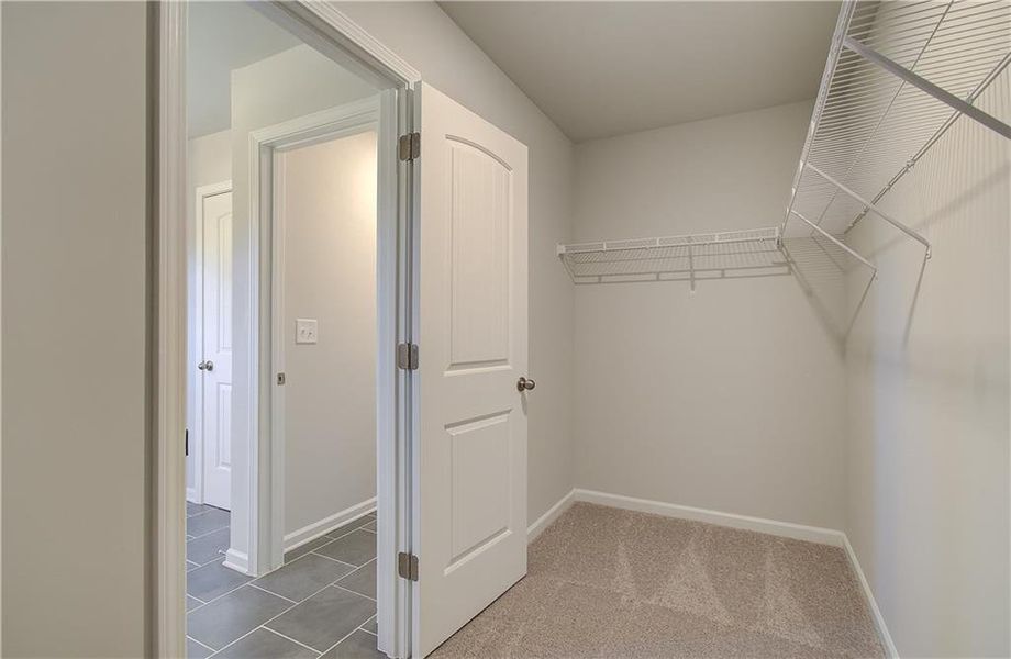 Spacious, unfurnished interior of a new home in Burchwood, Stockbridge (Image 28).