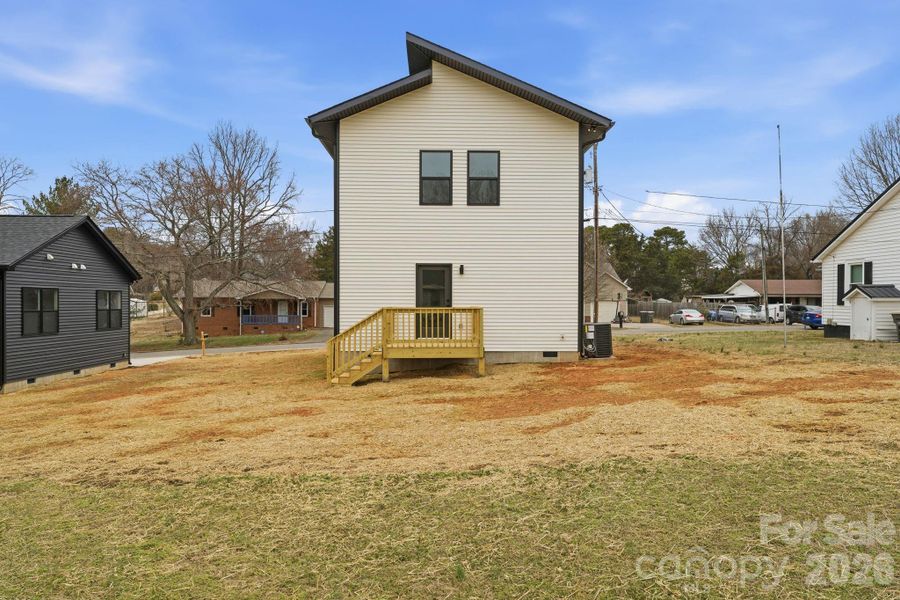 Exterior details and patio area of a home in , Kannapolis (Image 16).