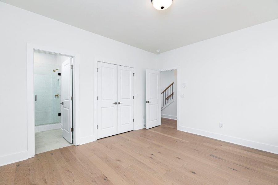 Spacious, unfurnished interior of a new home in , Atlanta (Image 19). Spacious, unfurnished interior of a new home in , Atlanta (Image 19).