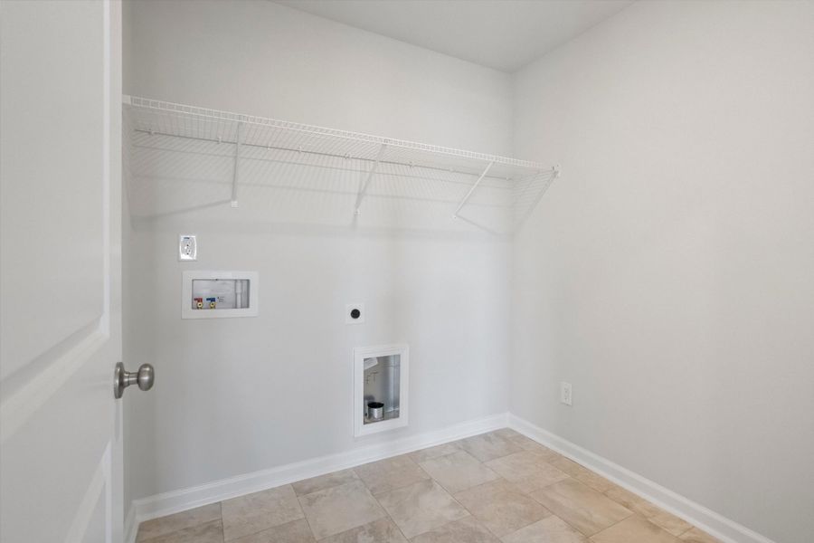 Spacious, unfurnished interior of a new home in Cambridge Reserve, Angier (Image 22).