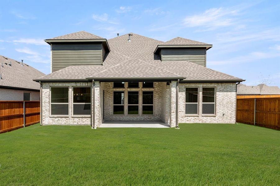 25. 1320 Eclipse - Back