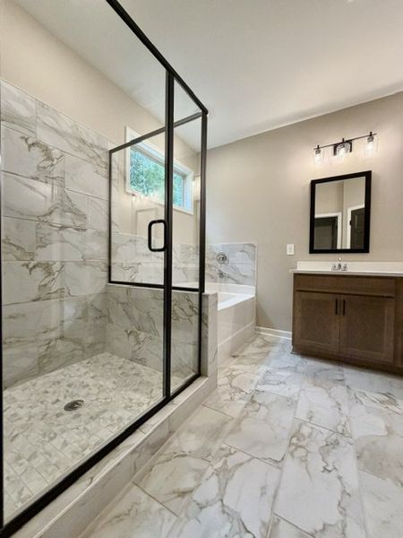 Furnished interior view inside a new home in Oakview, Pine Mountain (Image 7).
