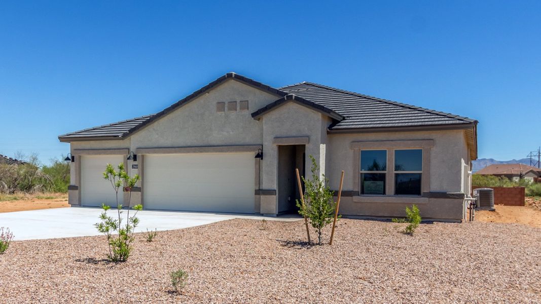 Representative exterior photo of a completed home built from the Catalina - Plan H50T4 by D.R. Horton in Sahuarita Acres, Sahuarita, AZ (Image 2).