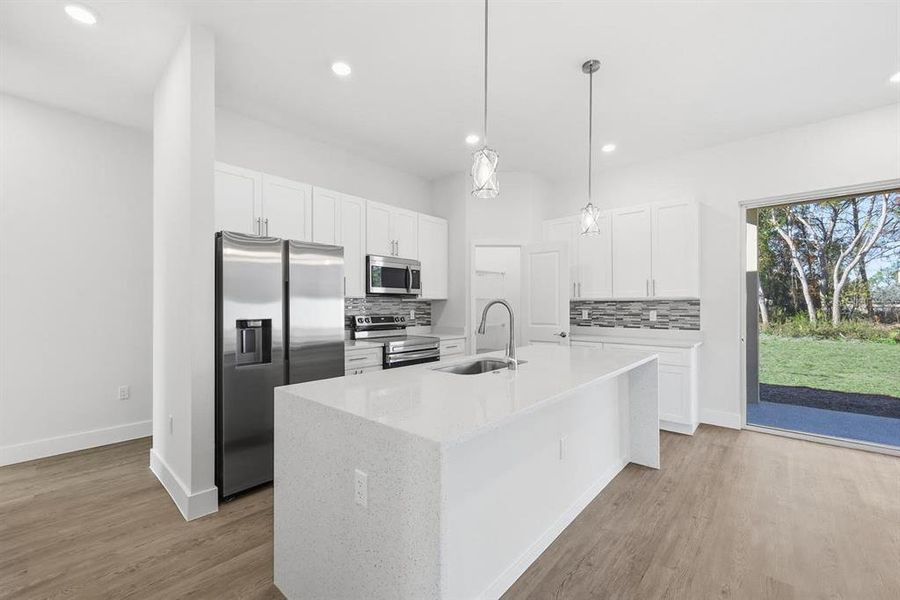 Furnished interior view inside a new home in , Ocala (Image 12).