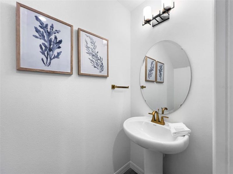 Furnished interior view inside a new home in , Davenport (Image 5).