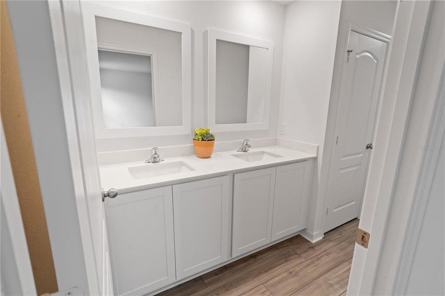 Furnished interior view inside a new home in , Kissimmee (Image 7).