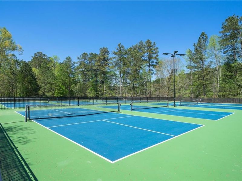 Community amenities in Riverwood, Dallas (Image 30).