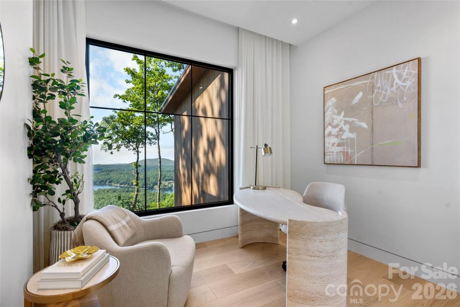 Furnished interior view inside a new home in , Lake Toxaway (Image 25). Furnished interior view inside a new home in , Lake Toxaway (Image 25).