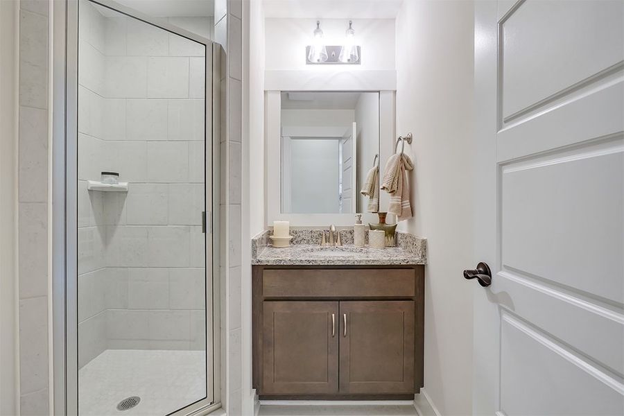 Pierre's Bay, Bonus Bathroom