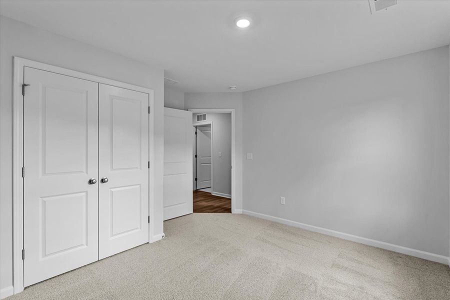 Spacious, unfurnished interior of a new home in Hanes Lake, Winston-Salem (Image 36).