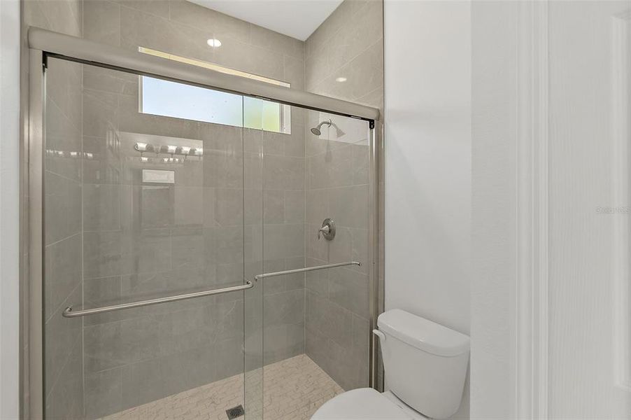 Furnished interior view inside a new home in , Pierson (Image 9).