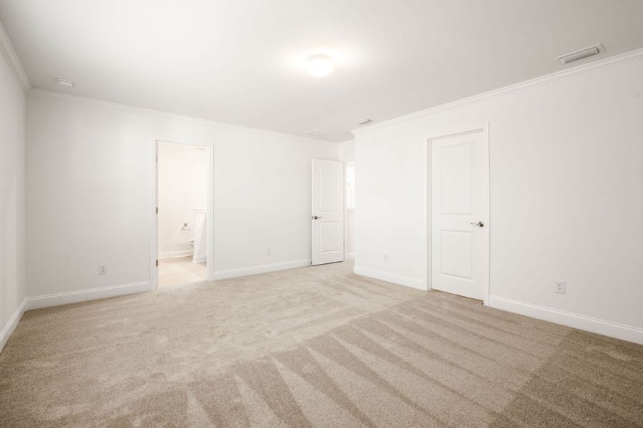 Spacious, unfurnished interior of a new home in Salem Bay, Beaufort (Image 12). Spacious, unfurnished interior of a new home in Salem Bay, Beaufort (Image 12).