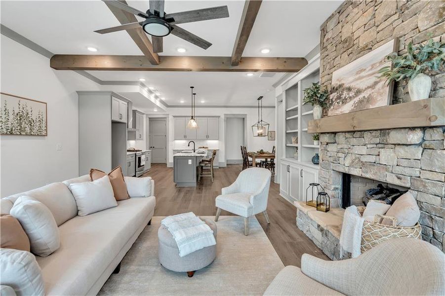 Furnished interior view inside a new home in , Jasper (Image 11).