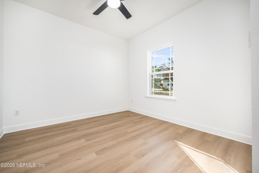 Spacious, unfurnished interior of a new home in , Keystone Heights (Image 18).