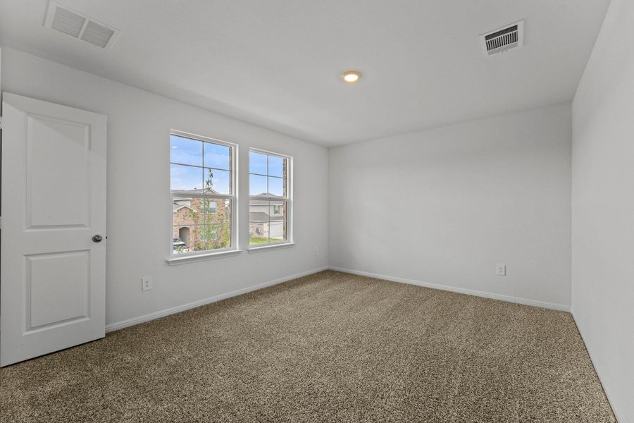 Spacious, unfurnished interior of a new home in Bar W Ranch, Georgetown (Image 12). Spacious, unfurnished interior of a new home in Bar W Ranch, Georgetown (Image 12).