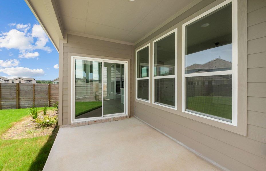 Spacious, unfurnished interior of a new home in Horizon Lake, Leander (Image 28). Spacious, unfurnished interior of a new home in Horizon Lake, Leander (Image 28).