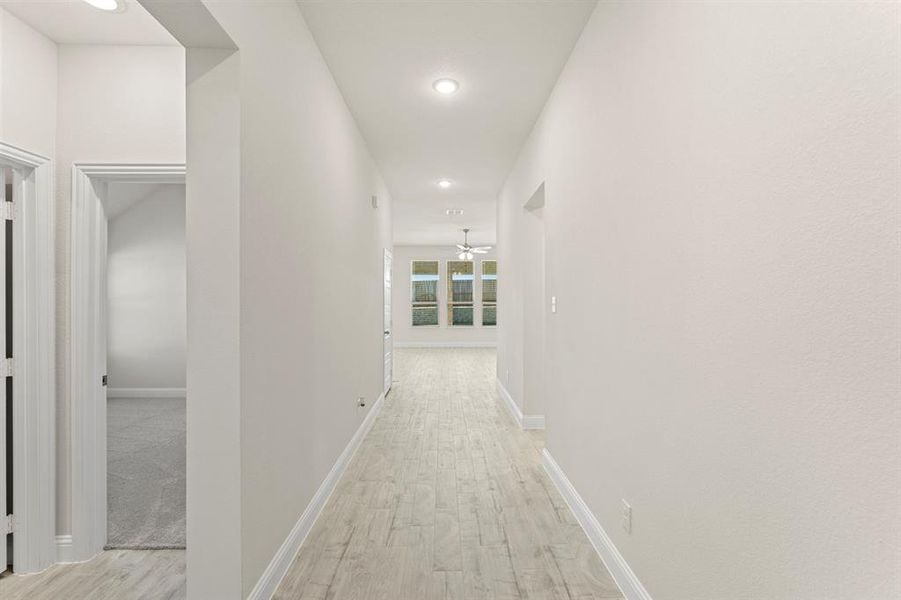 04. 108 Meadow - Entry (2) 04. 108 Meadow - Entry (2)