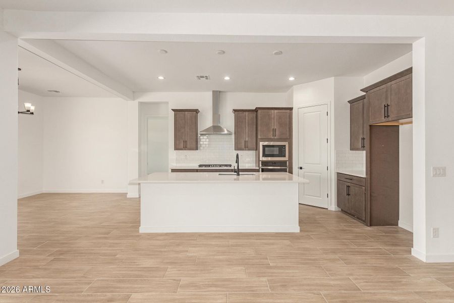 15 - 172nd 15 - 172nd