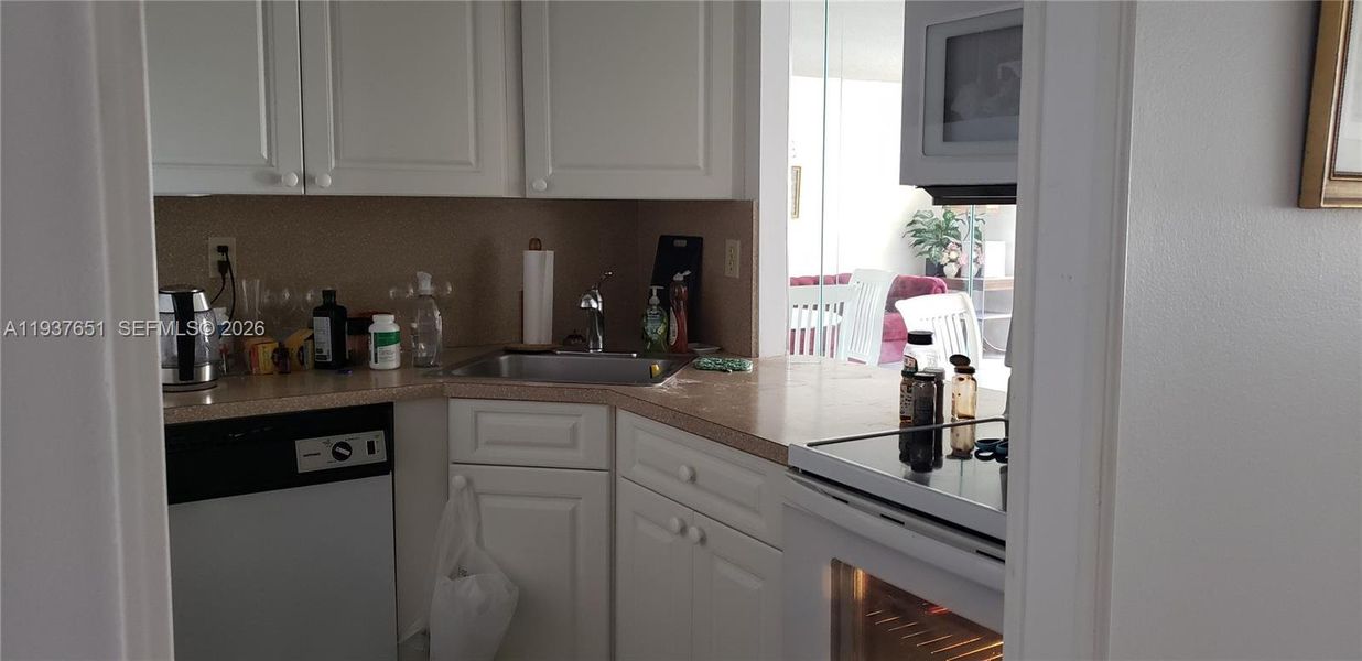 Furnished interior view inside a new home in , Hallandale Beach (Image 4). Furnished interior view inside a new home in , Hallandale Beach (Image 4).