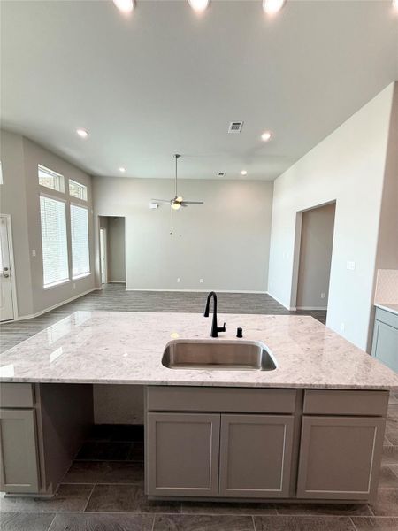 Furnished interior view inside a new home in , Iowa Colony (Image 9).