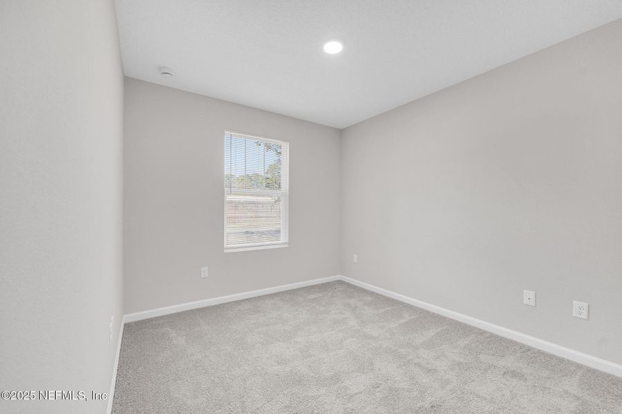 Spacious, unfurnished interior of a new home in , Jacksonville (Image 17).