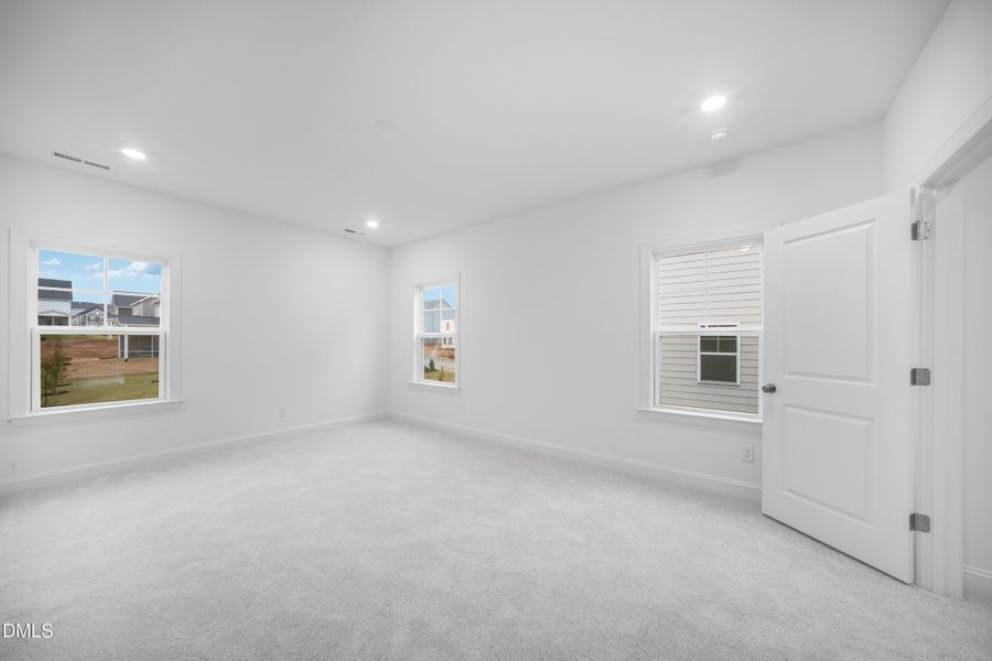 SUN_Stoneriver_Pic_LandrumIII-08