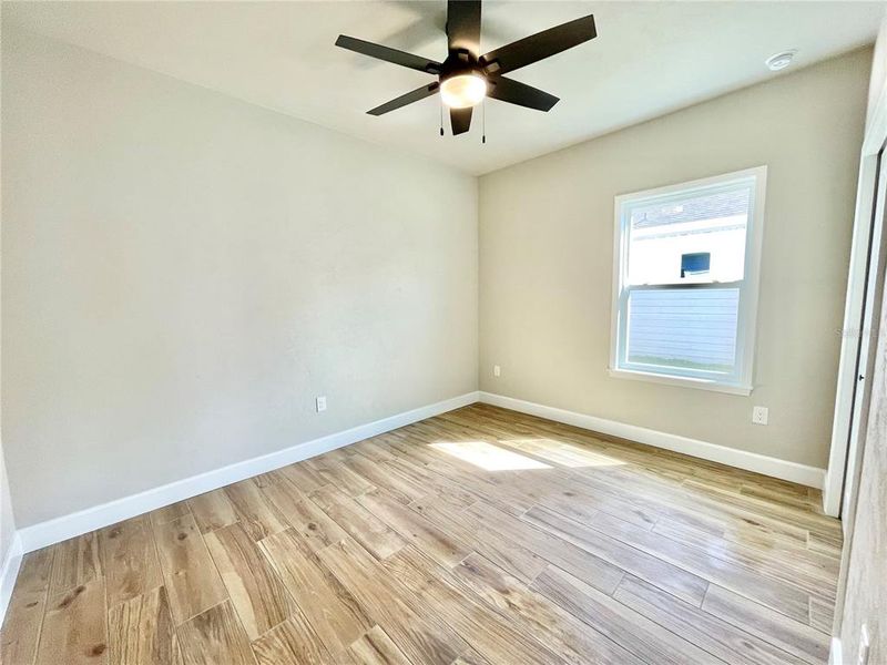 Spacious, unfurnished interior of a new home in , Gainesville (Image 31).