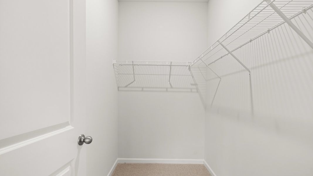 Spacious, unfurnished interior of a new home in Captain's Corner, Grovetown (Image 19).