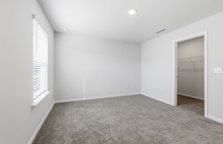 Spacious, unfurnished interior of a new home in Everton, Durham (Image 22).