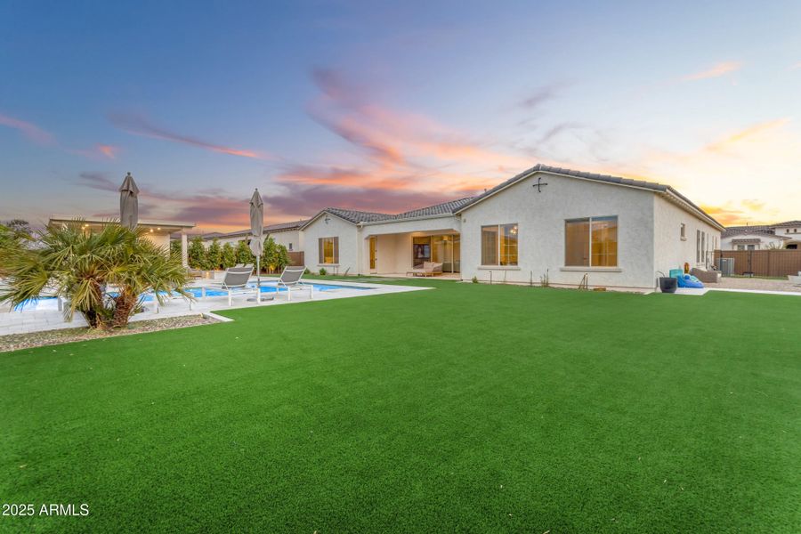 20_689_a4m_nktw 20_689_a4m_nktw