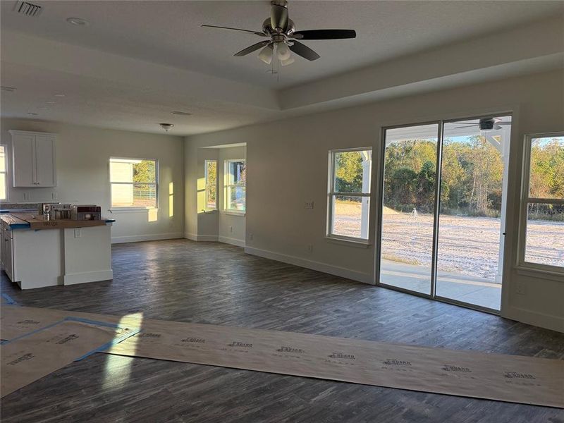 Spacious, unfurnished interior of a new home in , Keystone Heights (Image 6).