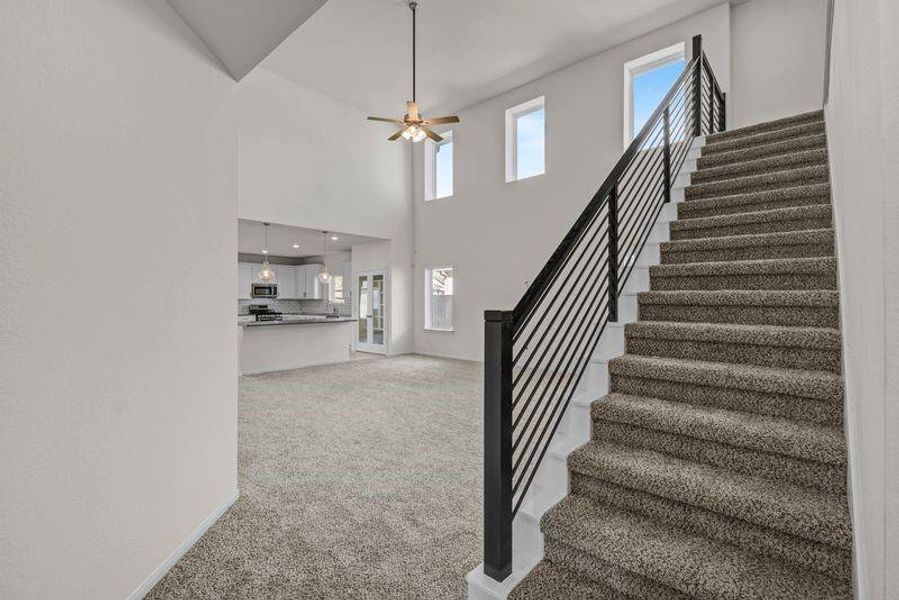 Spacious, unfurnished interior of a new home in , Pearland (Image 33). Spacious, unfurnished interior of a new home in , Pearland (Image 33).