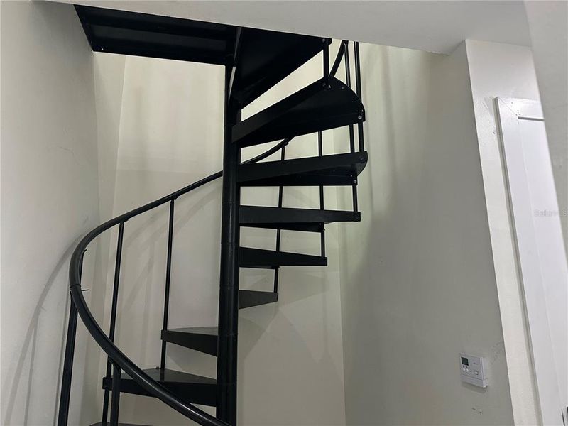 Spacious, unfurnished interior of a new home in , Orlando (Image 56).