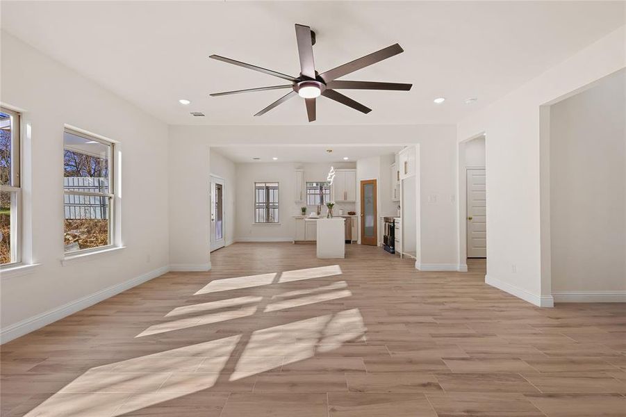 Spacious, unfurnished interior of a new home in , Fort Worth (Image 17).