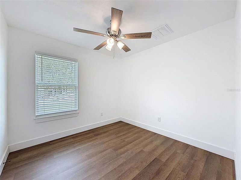 Spacious, unfurnished interior of a new home in , Weeki Wachee (Image 40).