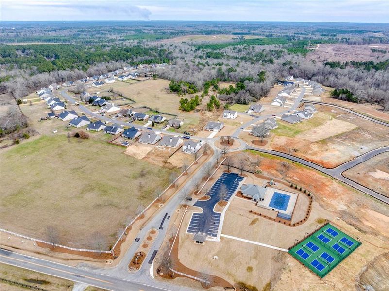 Image 15 of a home in Harmony Farms.
