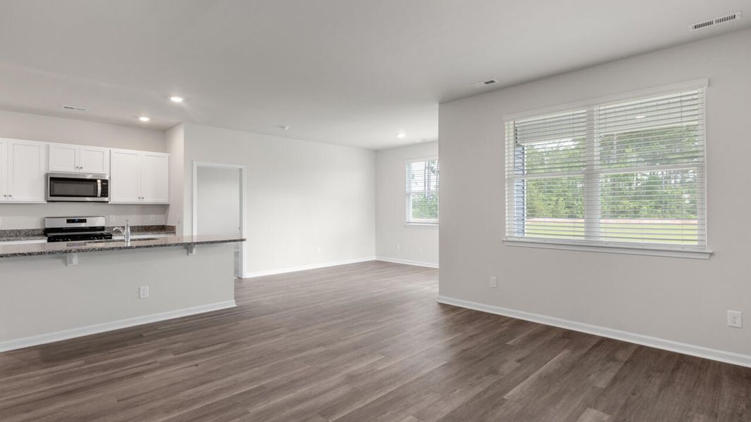 Spacious, unfurnished interior of a new home in Merchant Point, Jacksonville (Image 15). Spacious, unfurnished interior of a new home in Merchant Point, Jacksonville (Image 15).
