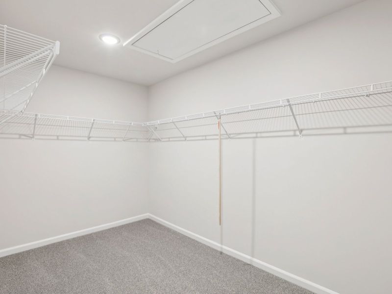 Spacious, unfurnished interior of a new home in River Glen, Angier (Image 13).