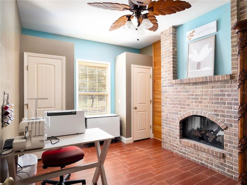 Furnished interior view inside a new home in , Ocklawaha (Image 26).
