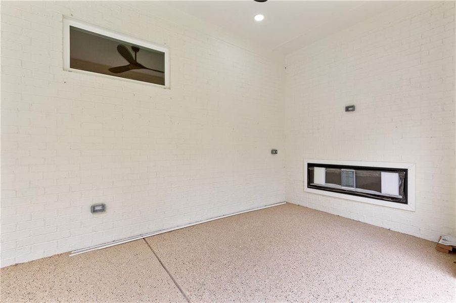 Spacious, unfurnished interior of a new home in , Lilburn (Image 22).