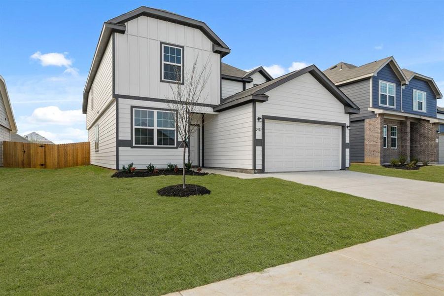 Front exterior of a new home in Sycamore Landing, Fort Worth, TX, highlighting curb appeal (Image 16). Front exterior of a new home in Sycamore Landing, Fort Worth, TX, highlighting curb appeal (Image 16).