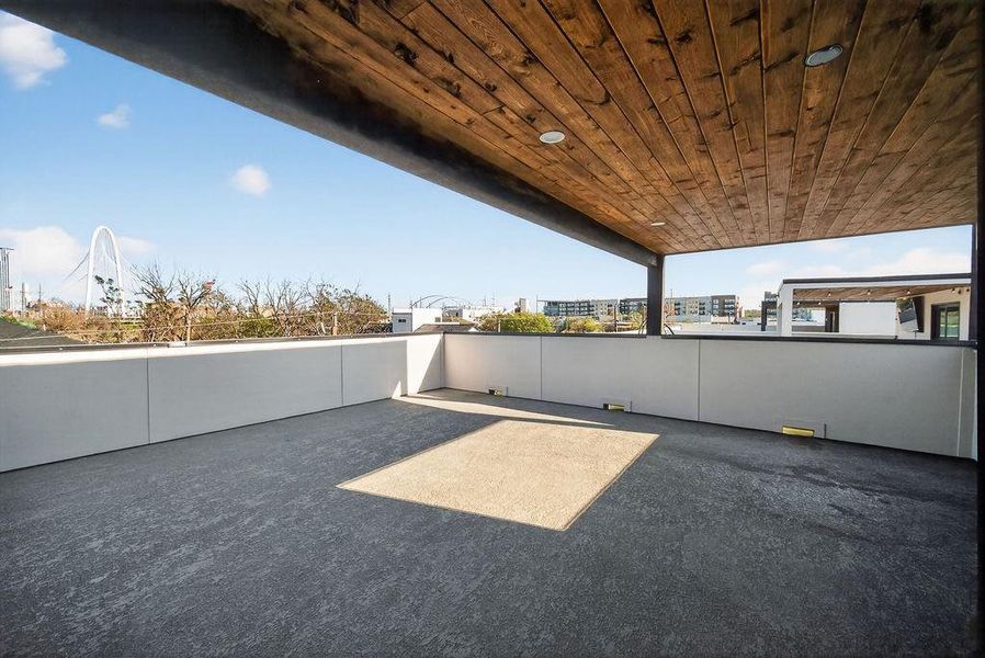 Exterior details and patio area of a home in , Dallas (Image 27).