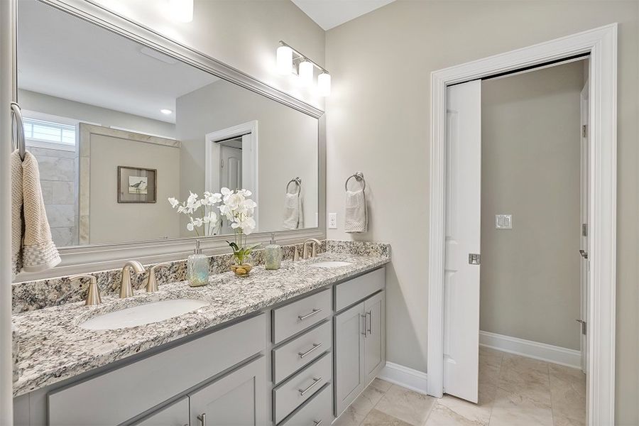 Amelia Bay, Master Bathroom